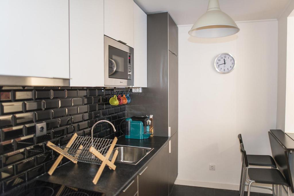 Apartamento Martires Da Patria Lisbon Luaran gambar