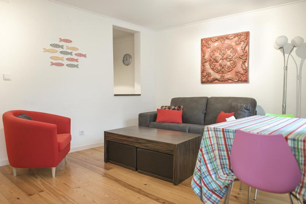 Apartamento Martires Da Patria Lisbon Luaran gambar