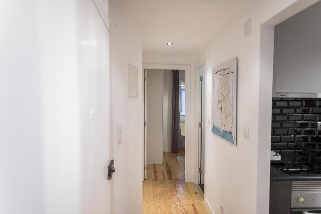 Apartamento Martires Da Patria Lisbon Luaran gambar